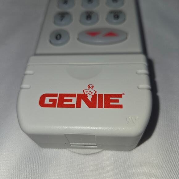 Genie Intellicode Wireless Keyless Keypad Garage Door Opener ACSD1G - Picture 10 of 16